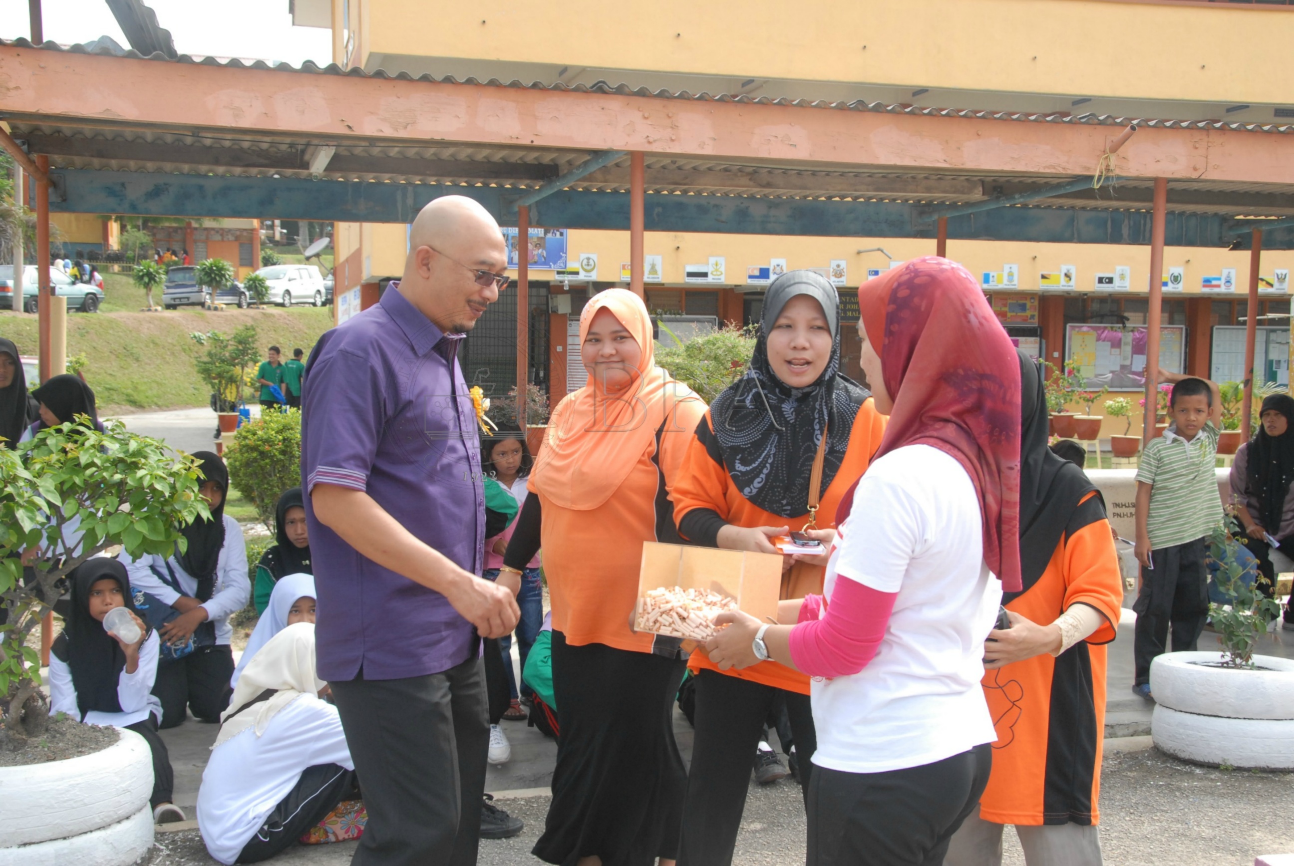 BPA 12 92 membaca IDA 5566